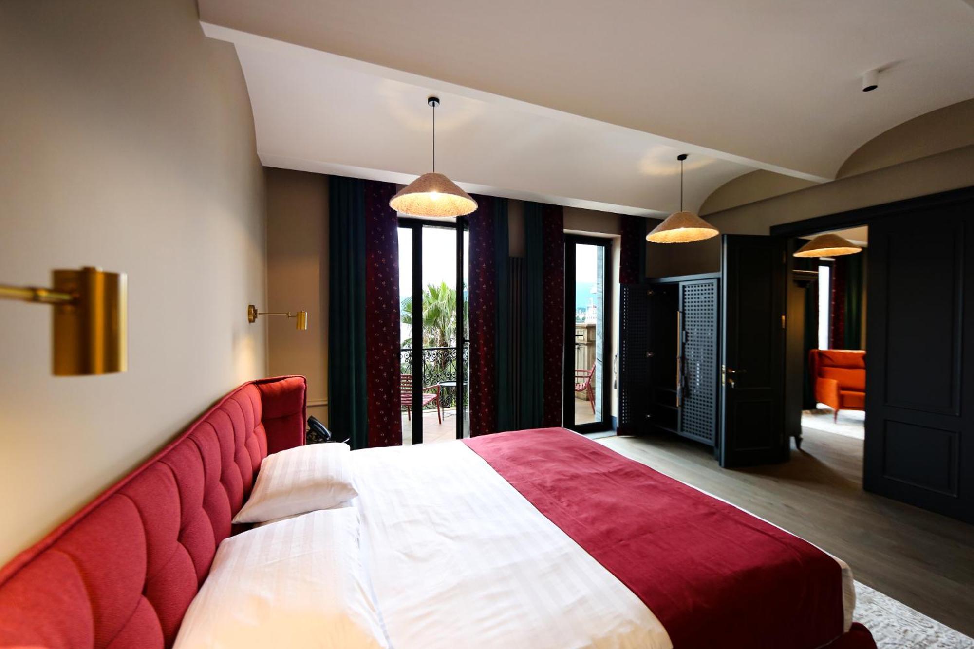 Hotel Retro 바투미 외부 사진