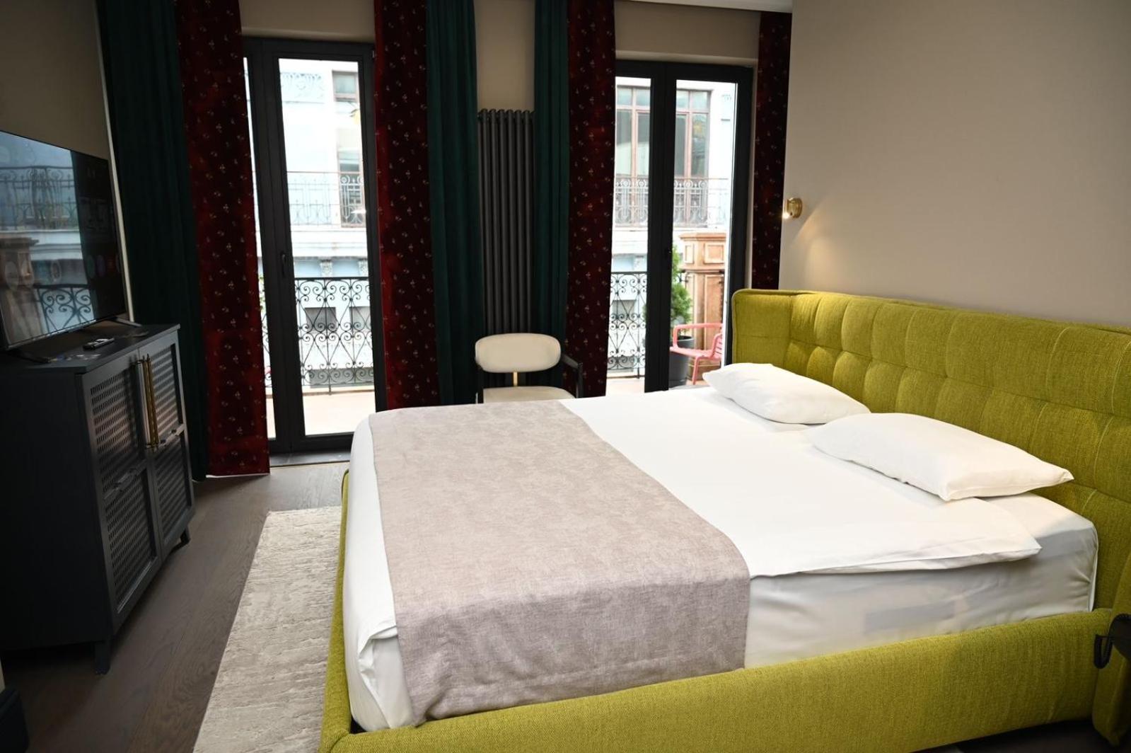 Hotel Retro 바투미 외부 사진